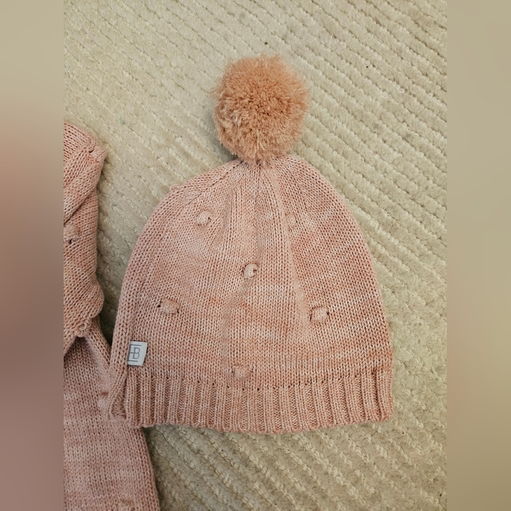 Elegant Baby Pink Knit Cardigan with Matching Beanie - Picture 4 of 5
